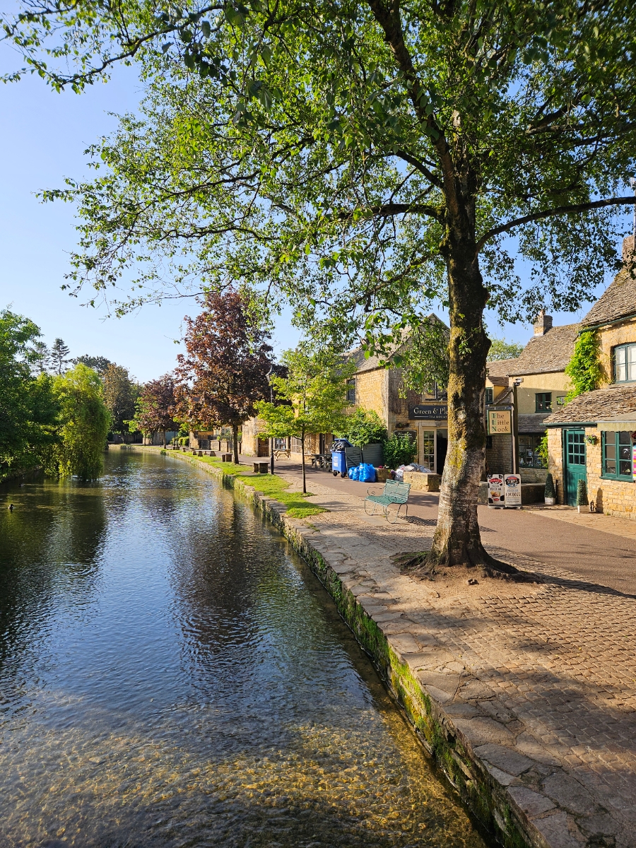 Family Road Trip to the Cotswolds: A 5-Day Itinerary
